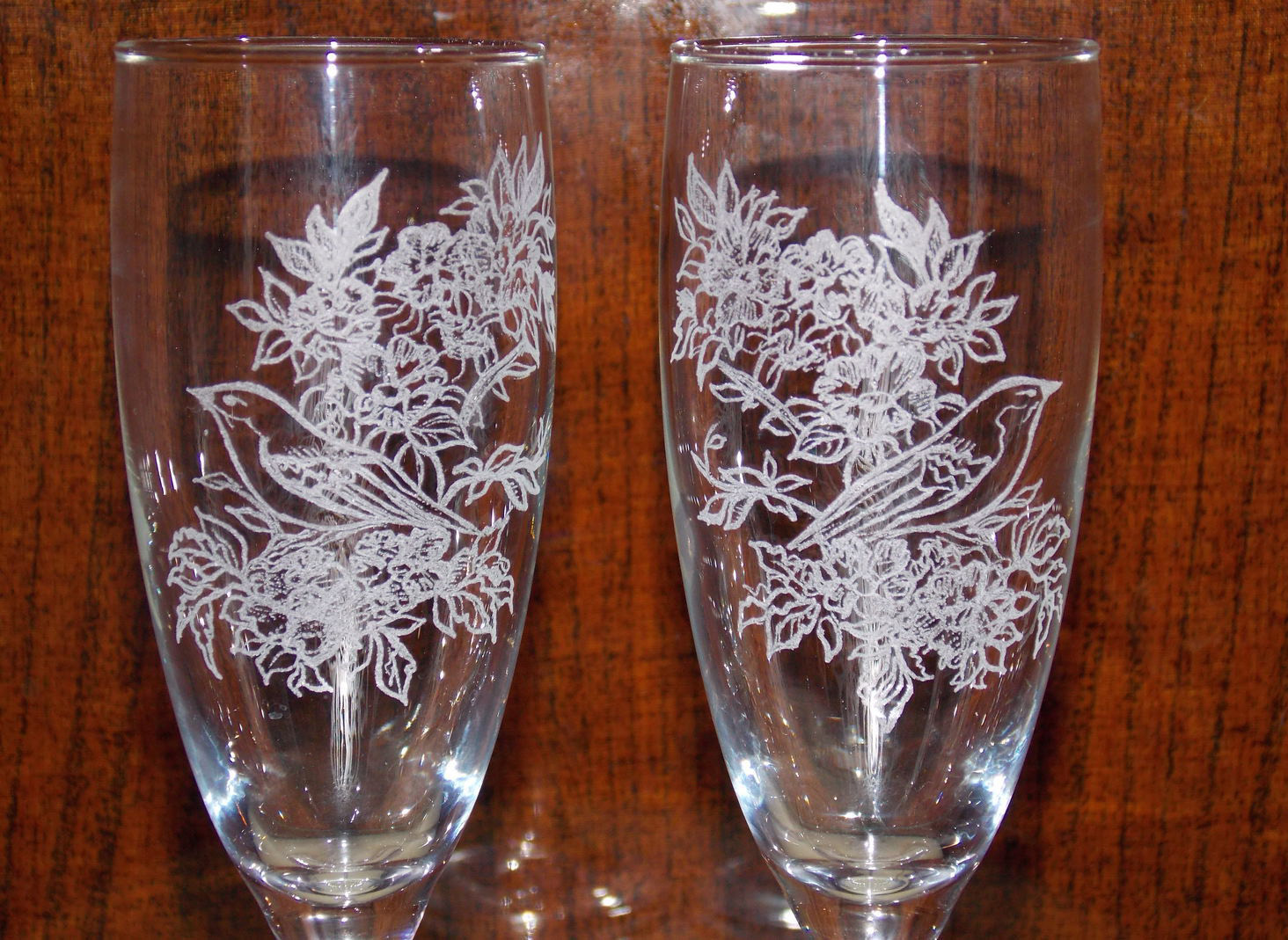 Бокалы с ручной гравировкой