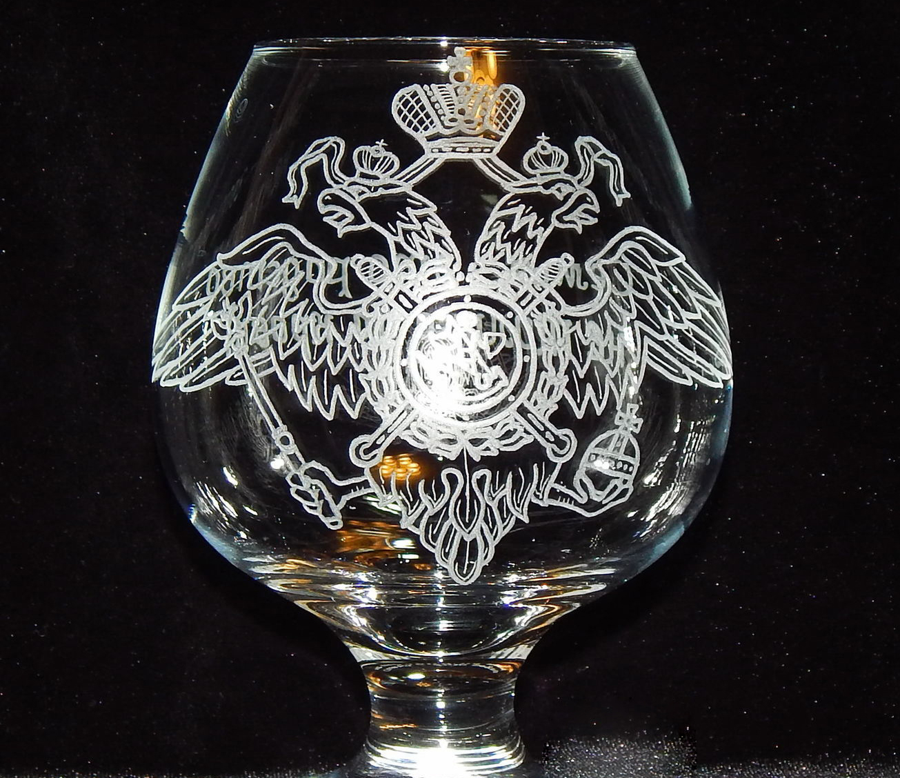 Фото гравировки на бокале