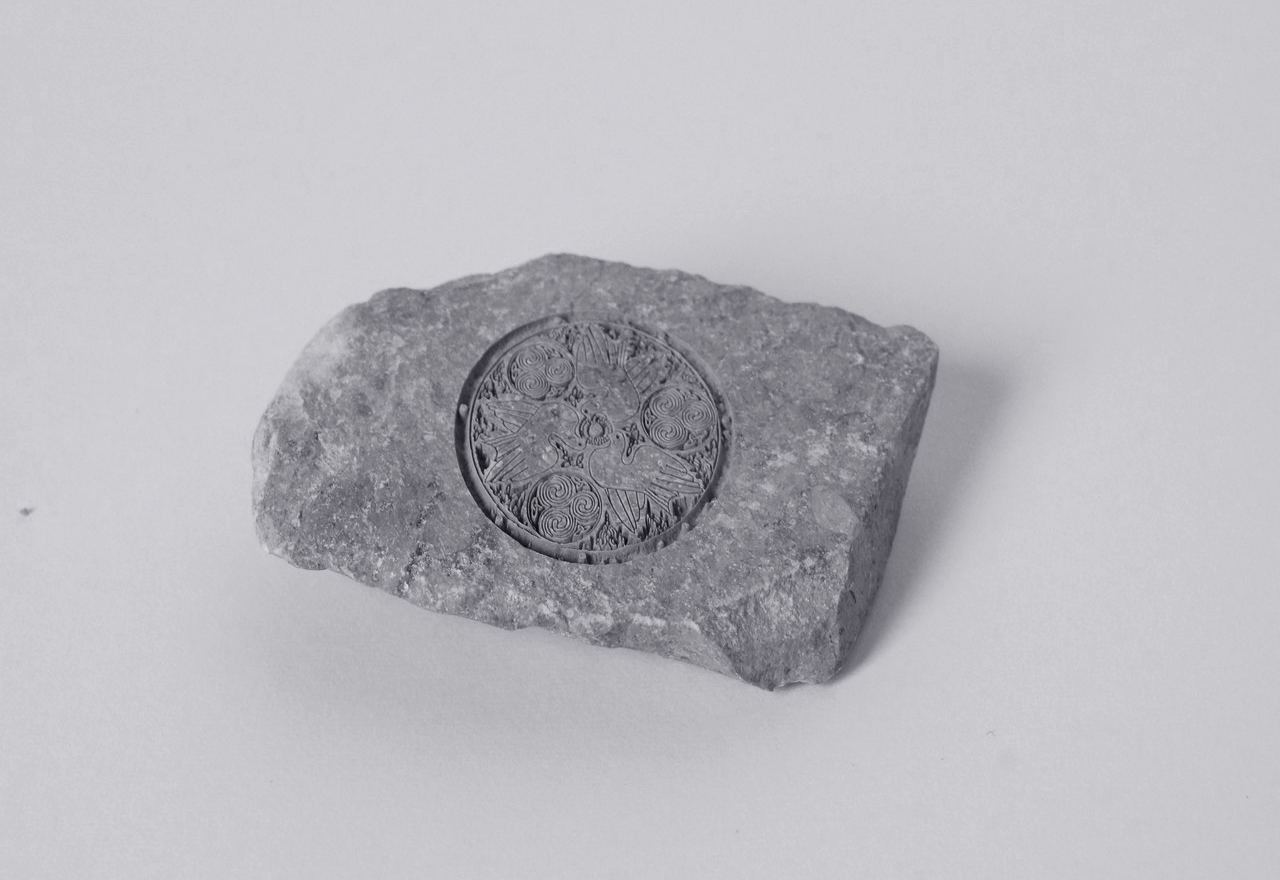 Гравировка на камне