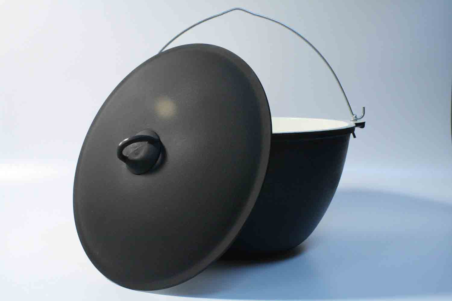 Котел чугунный эмалированный