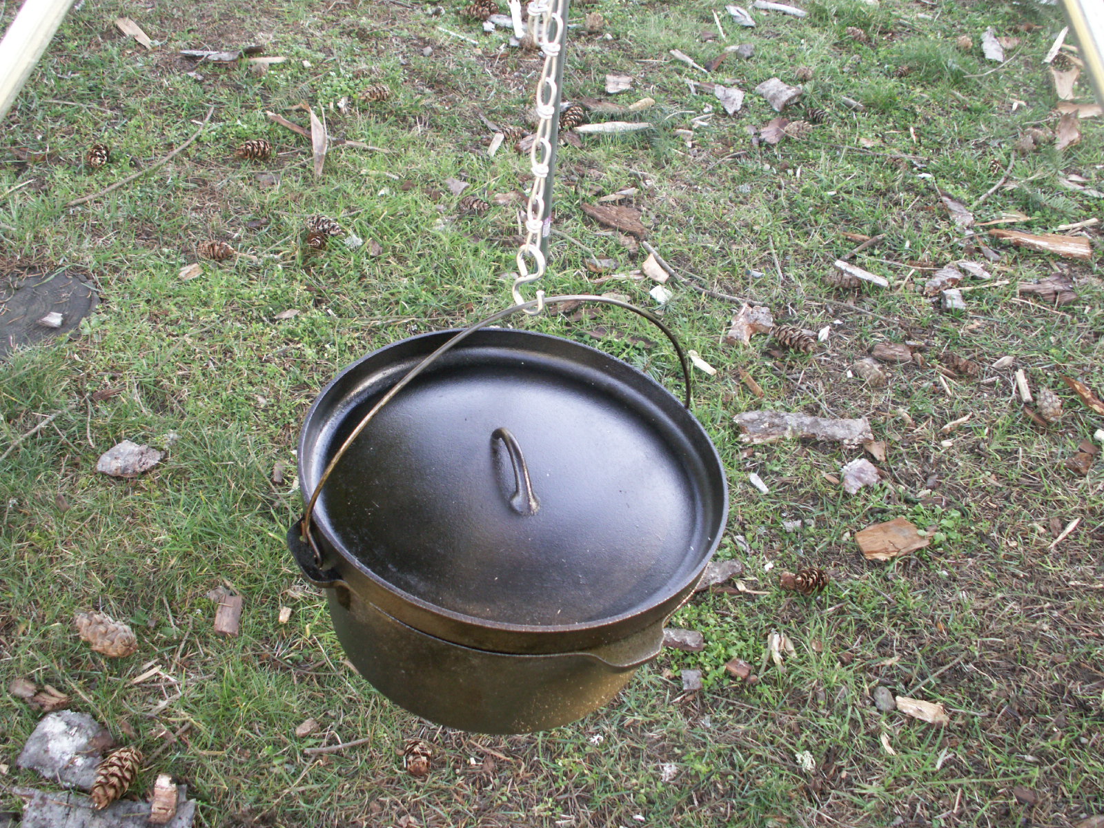 Котелок на крючке