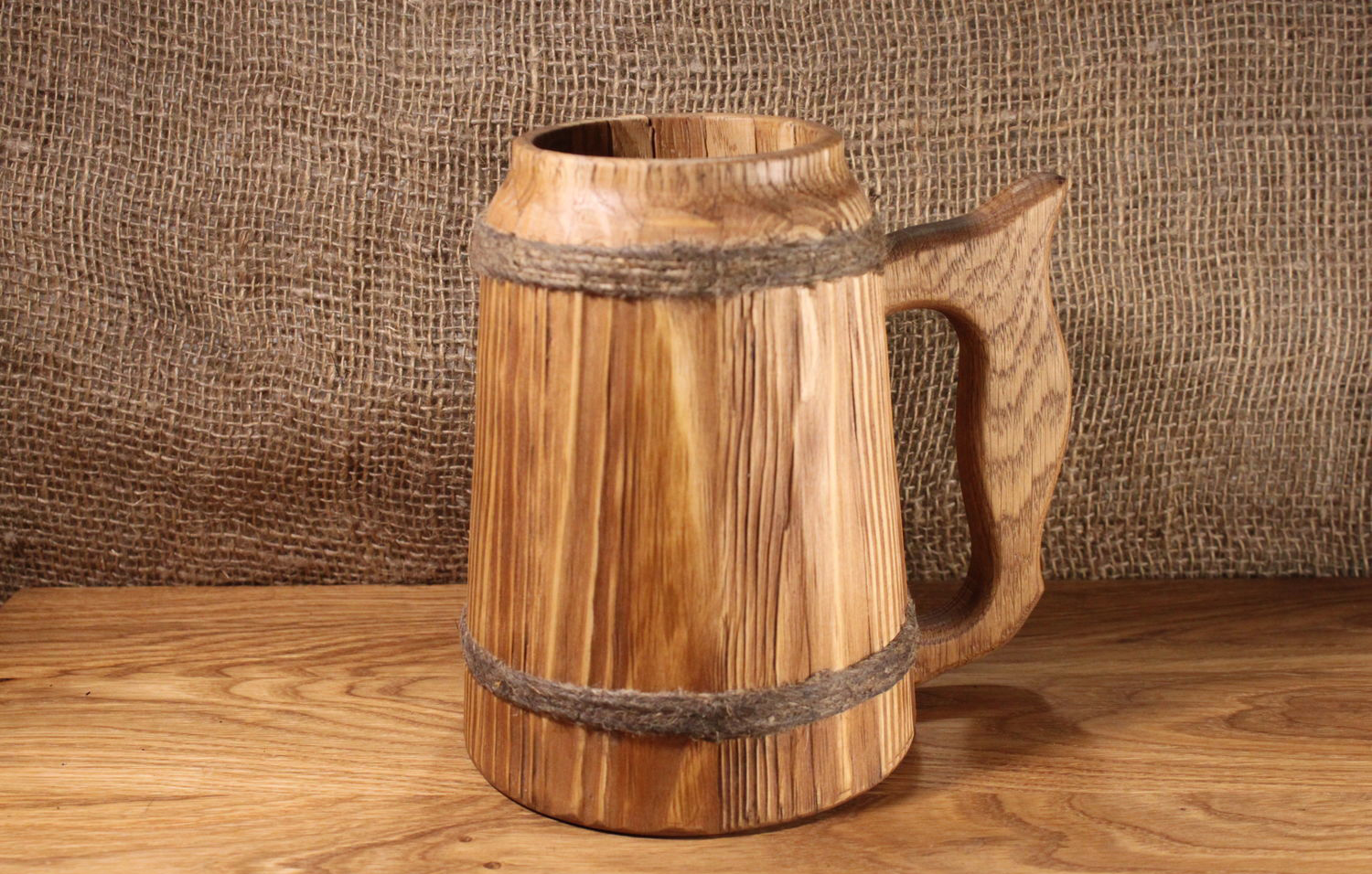 Кружка из ясеня