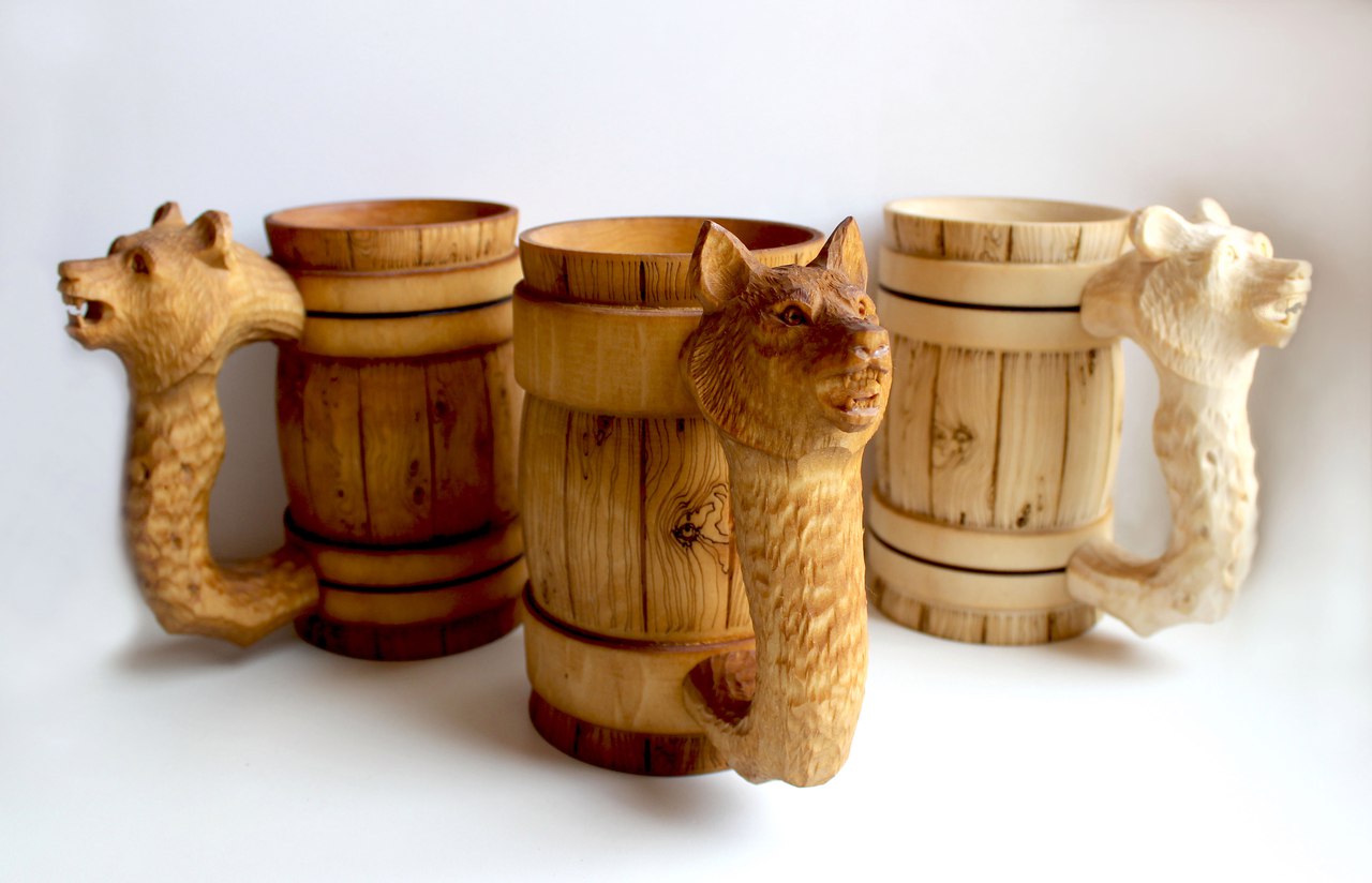 Кружки деревянные резные