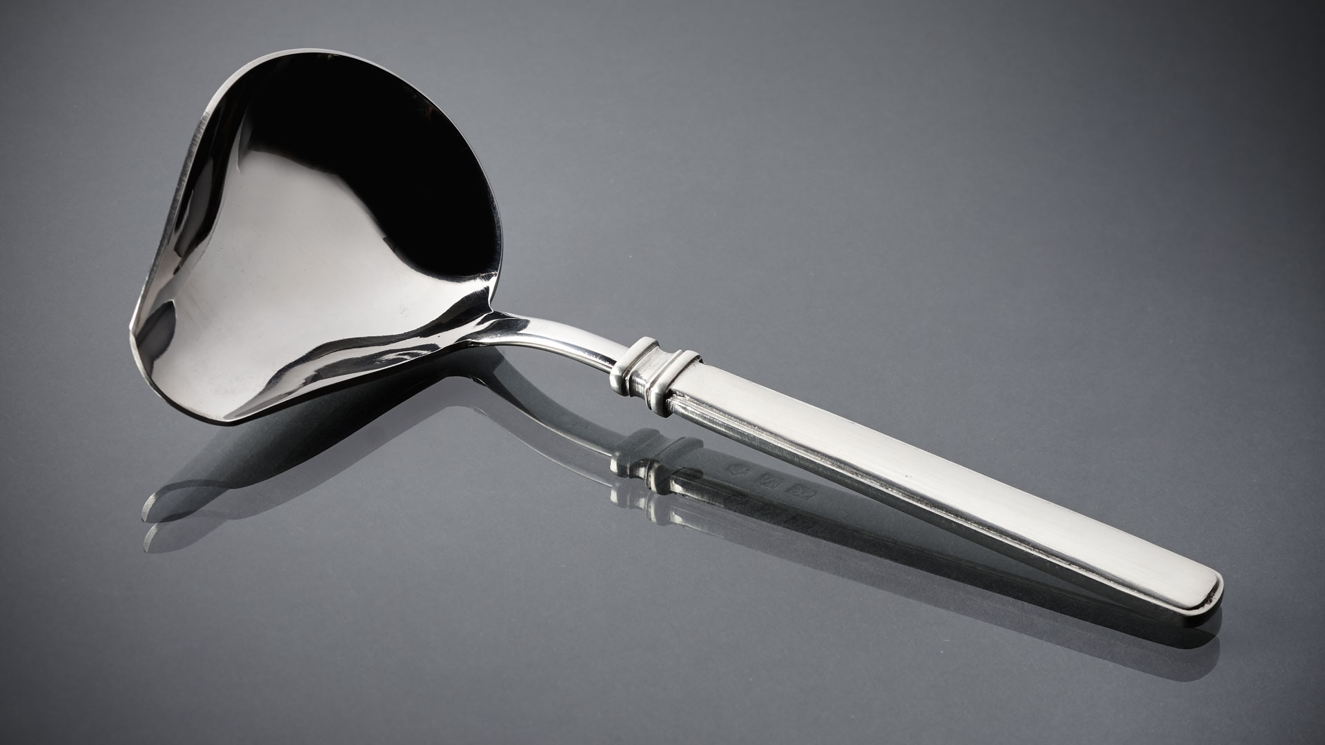 Фото ложки для соуса