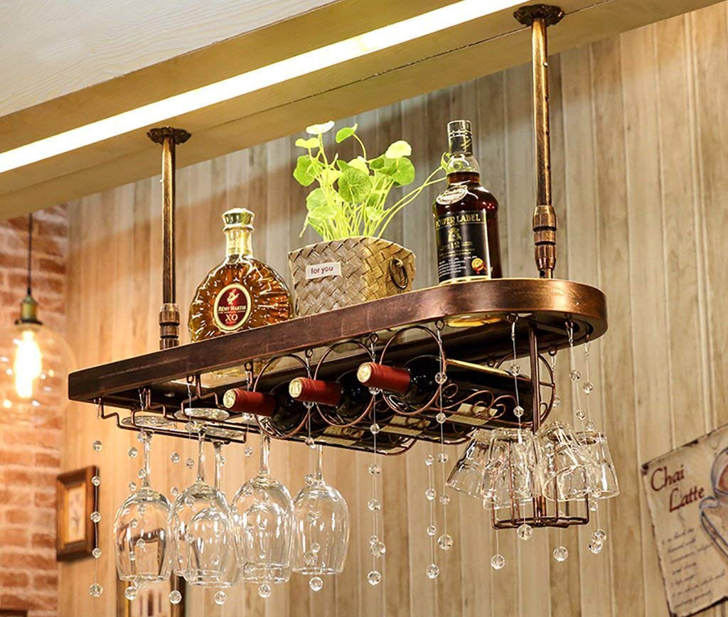 Полка для бокалов в баре